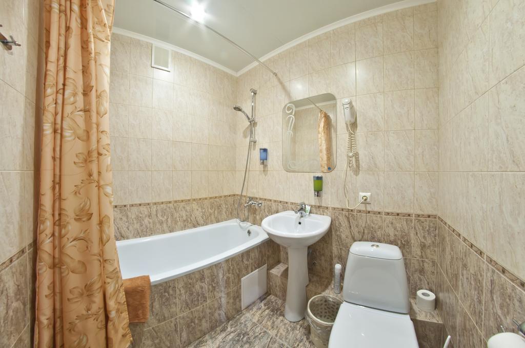 Voyazh Hotel Vologda Ngoại thất bức ảnh